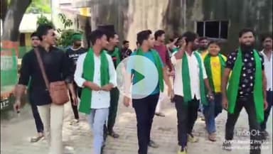 छिबरामऊ: गुरसहायगंज में सरकारी जमीनों पर हो रहे कब्जे को लेकर भा.कि.यू. स्वराज के पदाधिकारी ने जिला अधिकारी को सौंपा ज्ञापन