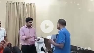 मुंगेर: समाहरणालय में जिलाधिकारी द्वारा जनता दरबार का आयोजन किया गया