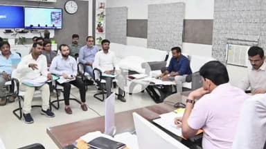 बक्सर: बक्सर में घाटों के निर्माण की धीमी रफ़्तार पर डीएम ने जताई नाराज़गी