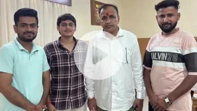 बाड़मेर: बाड़मेर सांसद उम्मेदाराम बेनीवाल ने बाड़मेर सर्किट हाउस में जनसुनवाई की, सुनी समस्याएं