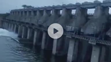 పుల్కల్: సింగూరు ప్రాజెక్టుకు కొనసాగుతున్న వరద ఒక్క గేటు ఓపెన్