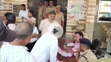 कोल: अप्सरा टॉकीज के पास बने मज़ार पर दो पक्षों में भिड़ंत, मुस्लिम पक्ष ने मज़ार पर कब्जे का दावा किया