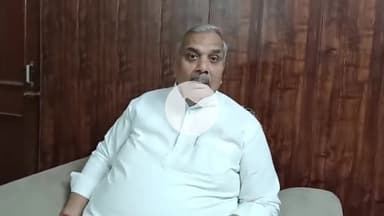 मुज़फ्फरनगर: रामभद्राचार्य के 'मिनी पाकिस्तान' बयान पर सांसद हरेंद्र मलिक भड़के, कहा- पश्चिमी यूपी भारत का अभिन्न अंग