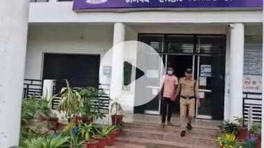 हरिद्वार: बहादराबाद पुलिस ने भौंरी गांव से अवैध चाकू लेकर घूम रहे युवक को किया गिरफ्तार, आर्म्स एक्ट में दर्ज किया मुकदमा