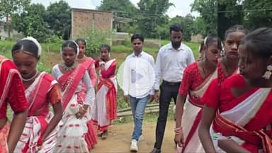 रातू: शिक्षक सम्मान समारोह में रांची जिला भाजपा अल्पसंख्यक मोर्चा अध्यक्ष इमरान खान बतौर अतिथि शामिल हुए