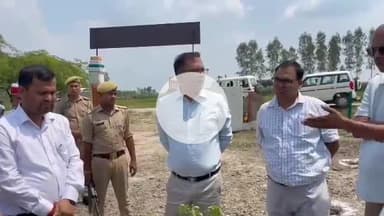 शाहजहांपुर: जिलाधिकारी ने तुर्की खेड़ा में बनाए गए अटल सहजन वन का निरीक्षण किया, संबंधित को दिए दिशा-निर्देश