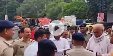 पटना ग्रामीण: भाजपा कार्यालय के बाहर भारी बवाल के बाद प्रशासन अलर्ट, भाजपा और जदयू कार्यालय के आसपास सुरक्षा बढ़ाई गई