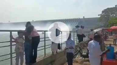 పెద్దఅడిశర్లపల్లి: నాగార్జునసాగర్ కు పెరిగిన పర్యాటకుల తాకిడి, బ్రిడ్జిపై ఏర్పడిన ట్రాఫిక్ జామ్, నిలిచిపోయిన వాహనాలు