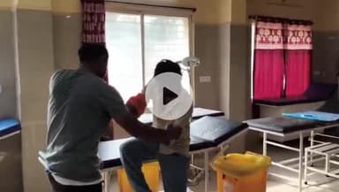 खंडवा नगर: पायलट अतुल नागर बने मसीहा, दुर्घटना में घायल युवक को अस्पताल पहुंचाकर बचाई जान