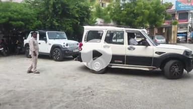 रफीगंज: रफीगंज पुलिस ने महराजगंज से मारपीट के मामले में एक आरोपी और मई गुमटी से एक वारंटी को किया गिरफ्तार