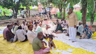 मंझनपुर: घासीपुर में भाकियू की बैठक सम्पन्न, किसान डीएपी की किल्लत, टूटी सड़क और बिजली संकट से जूझ रहे