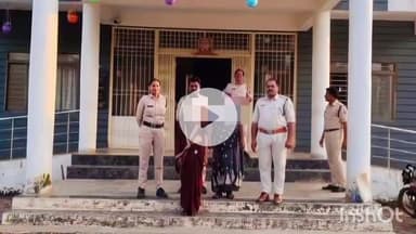 कुरवाई: कुरवाई पुलिस ने ऑपरेशन मुस्कान के तहत गुमशुदा नाबालिग को दस्तयाब कर परिजनों को सौंपा