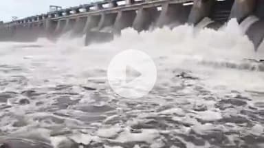 కేతేపల్లి: మూసి ప్రాజెక్టుకు కొనసాగుతున్న వరద ప్రవాహం, 8 గేట్లను 2 అడుగుల మేర పైకెత్తి దిగువకు నీటిని విడుదల చేస్తున్న అధికారులు