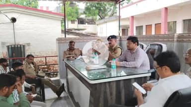 शाहगंज: शाहगंज के क्षेत्राधिकारी ने पीस कमेटी बैठक में सौहार्द की अपील की