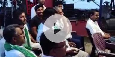 फतुहा: नदी थाना परिसर में थानाध्यक्ष शंकर कुमार झा के नेतृत्व में दशहरा को लेकर शांति समिति की बैठक आयोजित हुई