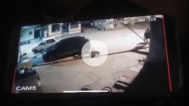 नीमच नगर: नीमच सिटी में चोरी की वारदात, सीसीटीवी में कैद हुए बेसबॉल बैट और लाठी से लैस चोर