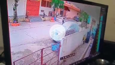 घर से निकली महिला छोटी बेटी के साथ लापता हो गई है #sagar #news #mpa