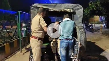 इटावा: इकदिल के नगला खादर में मानसिक अस्वस्थ व्यक्ति को ग्रामीणों ने लाठी-डंडों से पीटकर किया घायल, पुलिस ने पहुंचाया अस्पताल