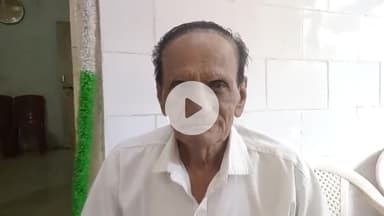 खंडवा नगर: शिवसेना जिला प्रमुख गणेश भावसार ने बताया कि हिंदी दिवस पर सुरभि अकादमी साहित्यकार जगदीश चौरे जी की जवानी