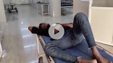 खंडवा नगर: खंडवा में बाइक सवार दो युवकों का सड़क हादसा, गंभीर हालत में अस्पताल में भर्ती