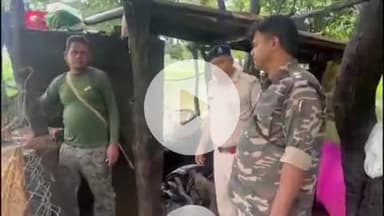 चौपारण: उत्पाद विभाग की बड़ी कार्रवाई: सिंहरावा, काँटी और कोरियाडीह में अवैध महुआ शराब भट्ठियों पर छापेमारी