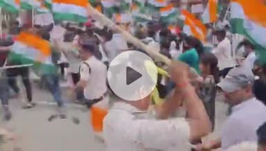 #तिरंगे_का_अपमान 😡
बिहार #पुलिस और बिहार #दारोगा परीक्षा में पारदर्शिता लाने को लेकर पटना में #अभ्यर्थियों ने किया!