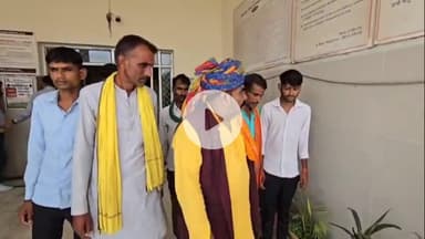 झालरापाटन: पिपलोदी हादसे को लेकर धरना मामले में, पीड़ित परिवारों को बकरियां दान करने वाले दानदाता मिनी सचिवालय में मीडिया से मिले