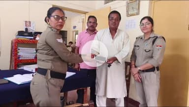 चिन्यालीसौड़: धरासू पुलिस ने चोरी हुए ₹1 लाख 92 हजार के मोबाइल फोन विभिन्न जगहों से बरामद कर लोगों को सुरक्षित लौटाए