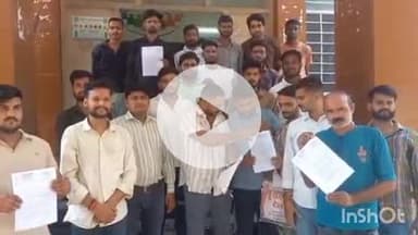 धौलपुर: कलेक्ट्रेट पर युवा कांग्रेस ने शहर की प्रमुख समस्याओं को लेकर विरोध प्रदर्शन किया, दिया ज्ञापन