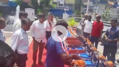 மதுரவாயல்: வடகிழக்கு பருவமழை எதிரொலி - உஷாரான மாநகராட்சி -  மண்டல அலுவலகத்தில் ஆணையர் ஆய்வு