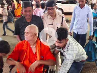 गया टाउन सीडी ब्लॉक: पितृपक्ष मेले में आरपीएफ की टीम सेवा भाव से लगी, भगवाधारी बाबा को पहुंचाया सही प्लेटफॉर्म पर