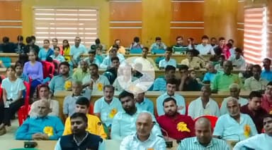 कल जिला पंचायत सभागार पडरौना में “आल इंडिया महापद्मनंद कम्युनिटी एजुकेटेड एसोसिएशन” जिला इकाई कुशीनगर द्वारा आयोजित “नंदवंशी प्रतिभा सम्मान समारोह” में सम्मिलित रहा।

#संदीप_शर्मा