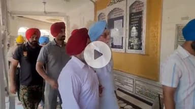 ਅੰਮ੍ਰਿਤਸਰ 2: ਵਿਧਾਨ ਸਭਾ ਸਪੀਕਰ ਕੁਲਤਾਰ ਸੰਧਵਾ ਹਰਿਮੰਦਰ ਸਾਹਿਬ ਵਿਖੇ ਨਤਮਸਤਕ, ਗੁਰੂਪੁਰਬ ’ਤੇ ਏਕਤਾ ਤੇ ਸ਼ਾਂਤੀ ਦੀ ਅਰਦਾਸ