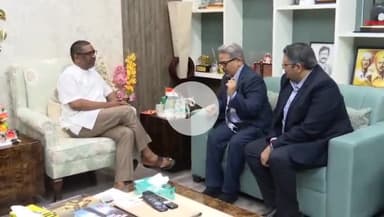 ओरमांझी: कांके रोड स्थित मुख्यमंत्री कार्यालय में टाटा मोटर्स के प्रतिनिधिमंडल ने सीएम से की मुलाकात