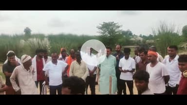 नबीनगर: शनिचर बाजार एवं तेंदुआ भूसौली में विधायक ने मृतक के परिजनों से मिलकर बढ़ाया ढाढस