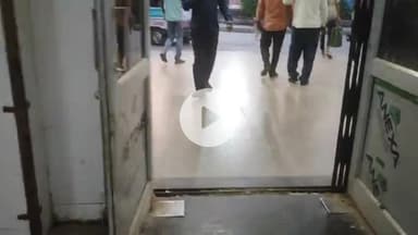 झालरापाटन: झालावाड़ जिले के चांदपुरा भीलान मार्ग पर सांप के काटने से घायल हुई छात्रा, जिला अस्पताल में भर्ती