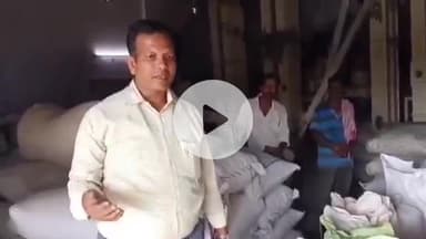 నాంపల్లి: నరసింహ్మలగూడెం లోని రైస్ మిల్లులో ఆకస్మికంగా తనిఖీ చేసిన పౌరసరఫరాల శాఖ డిప్యూటీ తాహసిల్దార్ మాచన రఘునందన్