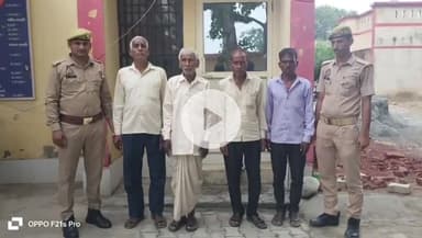 शाहजहांपुर: मदानापुर थाना पुलिस ने न्यायालय द्वारा उद्घोषित चार वारंटियों को उनके मस्कन से किया गिरफ्तार