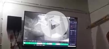 camera ki badolat Jaan se marnai ki niyat se ghar me ghussa chor ko pakad kr kishsni police diya
