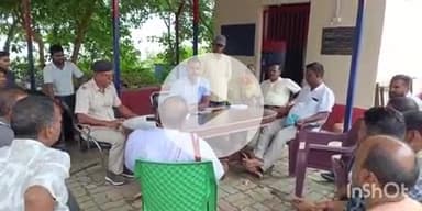 फतुहा: नदी थाना परिसर में थानाध्यक्ष ने पूजा पंडाल आयोजकों और डीजे संचालकों के साथ बैठक की