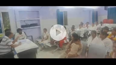 कुमारखंड: सीएचसी कुमारखंड में एएनएम और आशा की बैठक, दिए गए ज़रूरी निर्देश