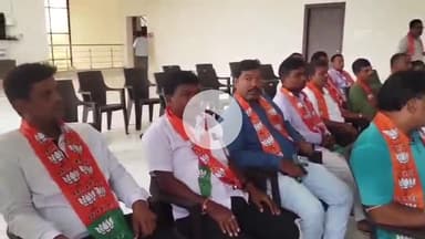 सिमडेगा: भाजपा सिमडेगा कार्यालय में पंडित दीनदयाल उपाध्याय जयंती के संबंध में बैठक का आयोजन किया गया