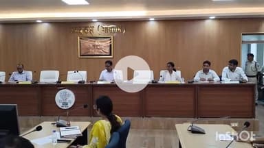 सासाराम: सासाराम के डीआरडीए सभागार में प्रशिक्षण सह बैठक कार्यक्रम का आयोजन किया गया