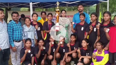 लोहरदगा: डीएआईटी मैदान चीरी में जिला स्तरीय अंडर-19 फुटबॉल प्रतियोगिता का उद्घाटन, विजयी टीमें राज्य स्तर पर करेंगी प्रतिनिधित्व