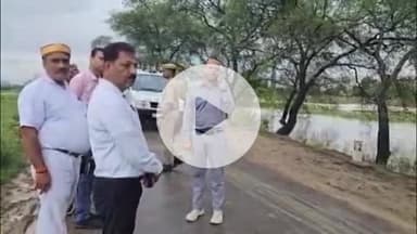 बलरामपुर: डीएम ने कोडरीघाट, लौकहवा डीप और बेलवा सुल्तानजोत तटबंध का निरीक्षण, बाढ़ राहत कार्यों को लेकर प्रशासन अलर्ट