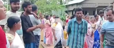 নগৰবেৰা: পথ নিৰ্মাণক কেন্দ্ৰ কৰি নগৰবেৰা মেধিপাৰাত উত্তেজনা,গাঁও পঞ্চায়ত সদস্যাৰ অজ্ঞাতে পথ নিৰ্মাণ কাৰ্য আৰম্ভ কৰাত ক্ষোভিত