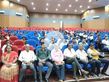 बेगूसराय: प्रेक्षागृह सह आर्ट गैलरी में स्वस्थ्य नारी सशक्त परिवार अभियान की शुरुआत, DM रहे मौजूद