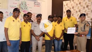 झालरापाटन: दुर्घटनाग्रस्त व्यक्ति को अस्पताल पहुंचाकर जान बचाने वाले पुलिस मित्र का सम्मान किया एसपी अमित कुमार ने