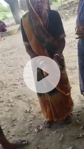 बड़े बुडो को मारा पेटा जा रहा है ,,,खानन माफिया गोपीश्याम उसके लोग मारपीट कर्ता है ,,कुछ भ्रष्ट अधिकारी इनका साथ देते है