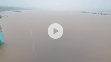 गया टाउन सीडी ब्लॉक: झारखंड में भारी बारिश के बाद गया की फल्गु नदी में खतरे की चेतावनी, डीएम ने जारी किया अलर्ट